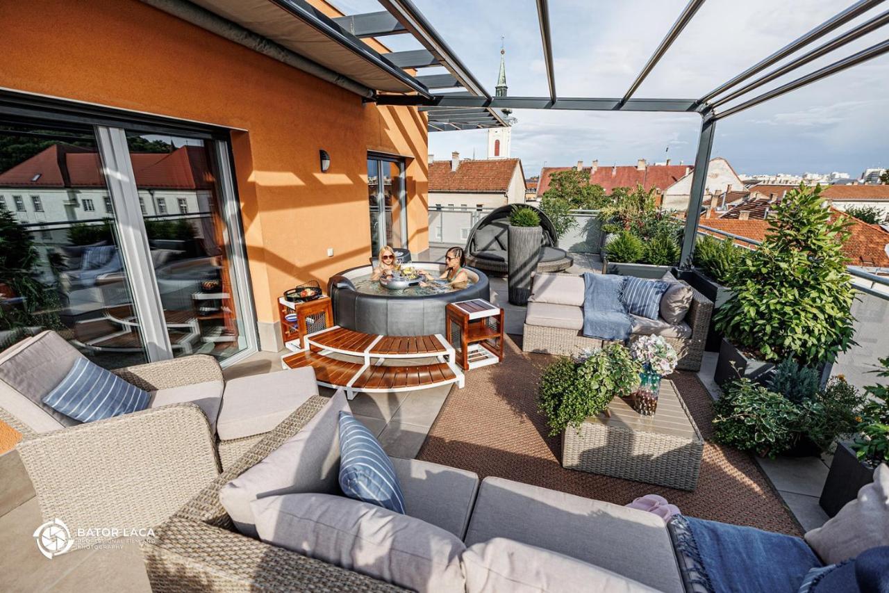 Buekk Penthouse, Panorama Jacuzzival Lejlighed Miskolc Eksteriør billede