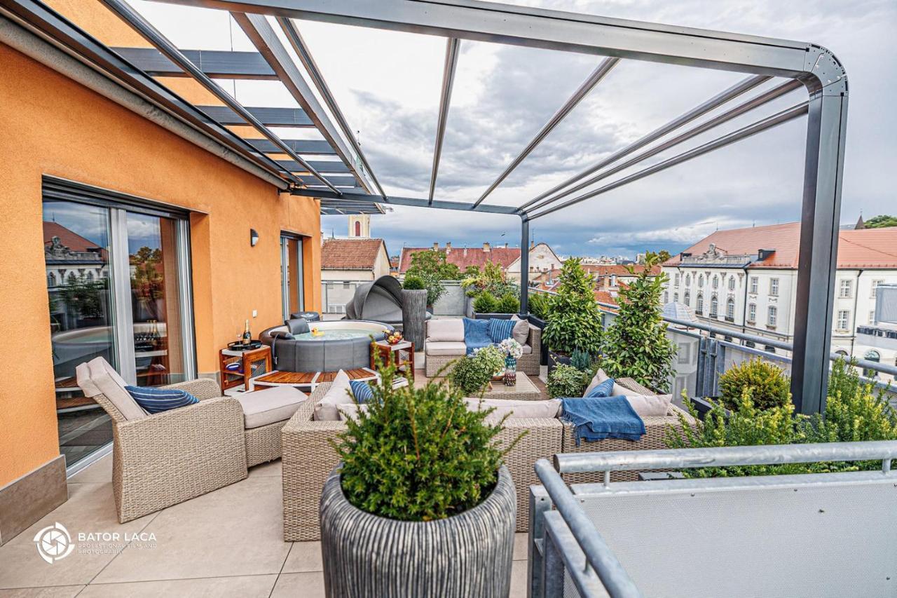 Buekk Penthouse, Panorama Jacuzzival Lejlighed Miskolc Eksteriør billede